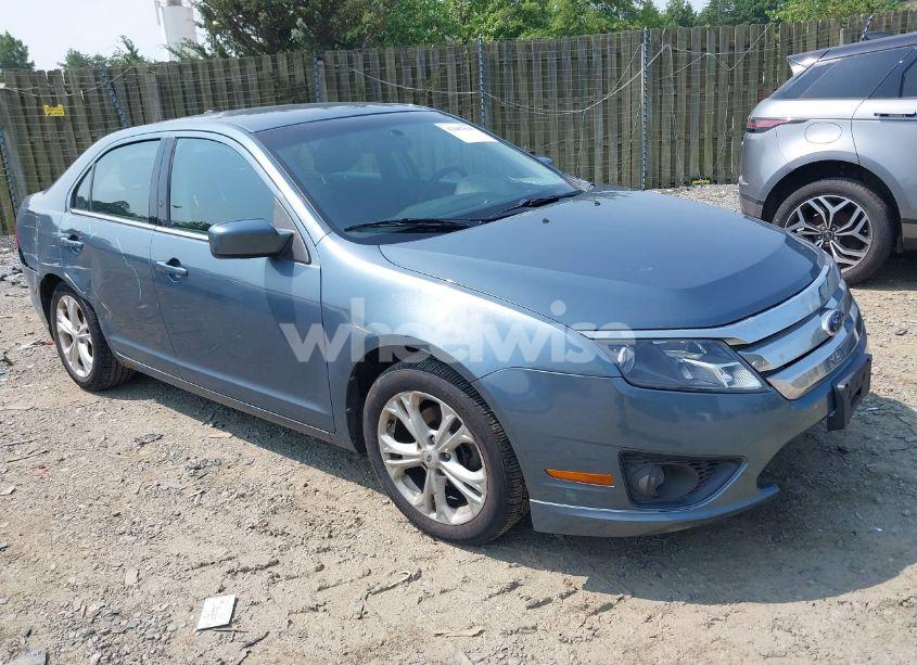 2012 Ford Fusion SE (VIN 3FAHP0HA0CR203704) main photo