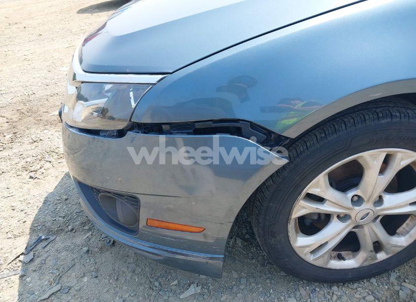 Photo 12 of 2012 Ford Fusion SE (VIN 3FAHP0HA0CR203704)