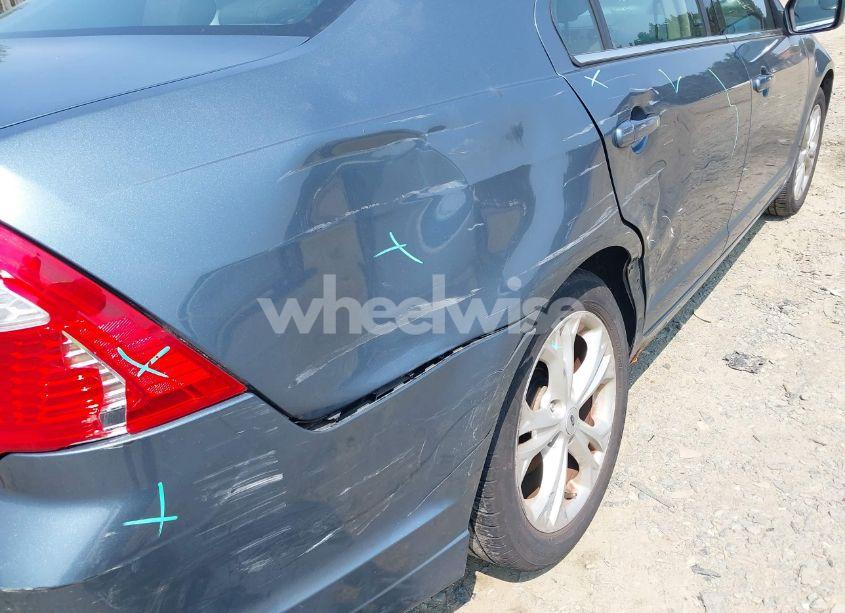 Photo 6 of 2012 Ford Fusion SE (VIN 3FAHP0HA0CR203704)