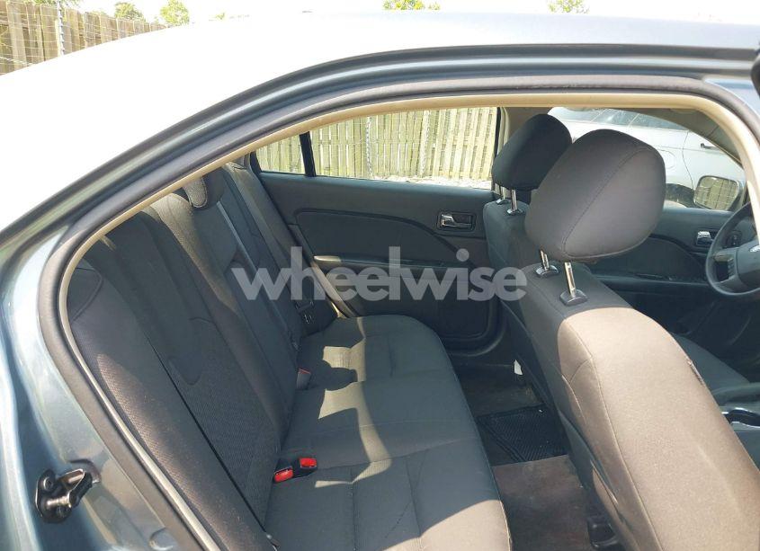 Photo 8 of 2012 Ford Fusion SE (VIN 3FAHP0HA0CR203704)