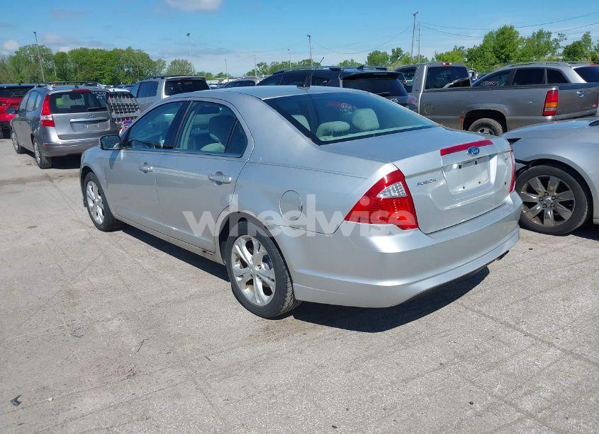 Photo 3 of 2012 Ford Fusion SE (VIN 3FAHP0HA0CR229915)
