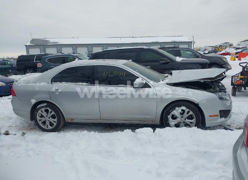 Photo 13 of 2012 Ford Fusion SE (VIN 3FAHP0HA0CR230112)