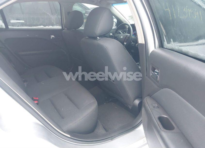 Photo 8 of 2012 Ford Fusion SE (VIN 3FAHP0HA0CR230112)