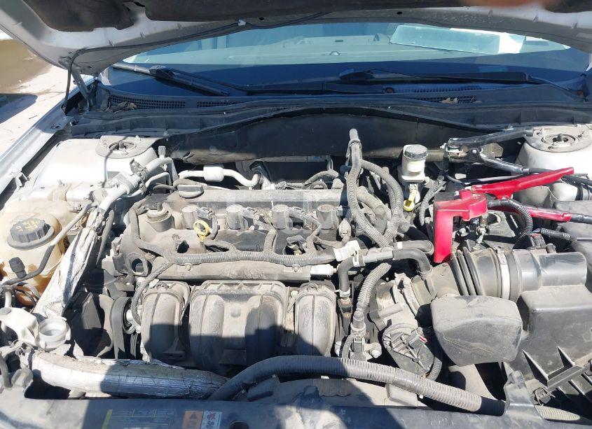 Photo 10 of 2012 Ford Fusion SE (VIN 3FAHP0HA0CR237559)