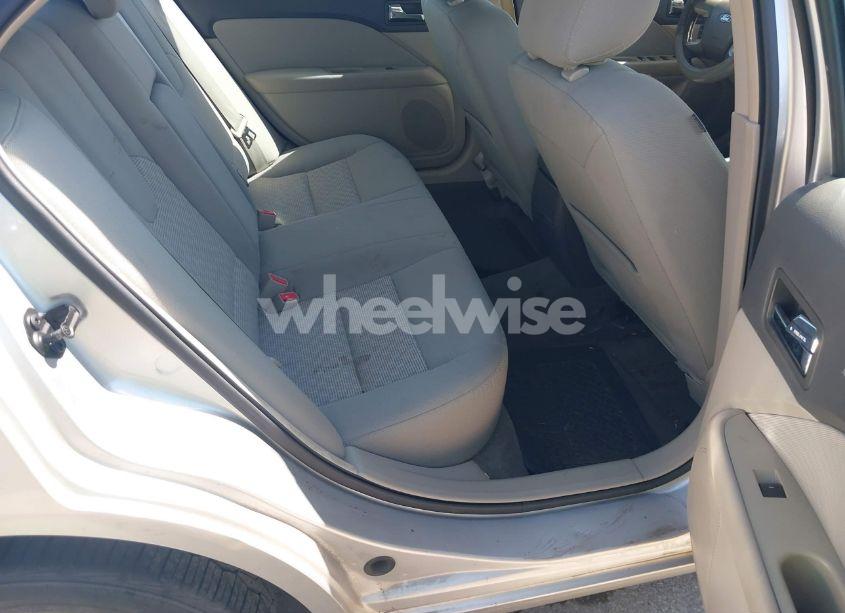 Photo 8 of 2012 Ford Fusion SE (VIN 3FAHP0HA0CR237559)