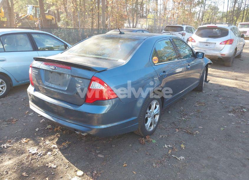 Photo 4 of 2012 Ford Fusion SE (VIN 3FAHP0HA0CR243619)
