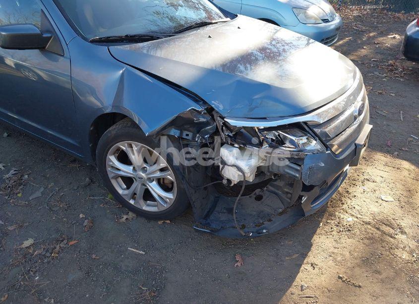 Photo 6 of 2012 Ford Fusion SE (VIN 3FAHP0HA0CR243619)