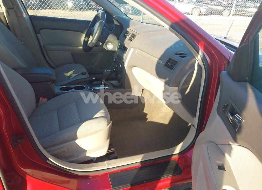 Photo 5 of 2012 Ford Fusion SE (VIN 3FAHP0HA0CR255544)