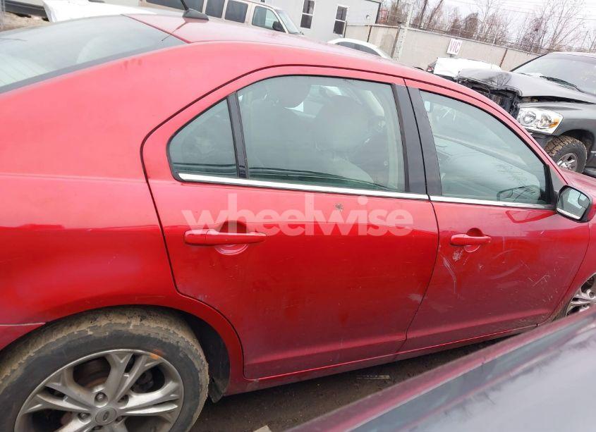 Photo 13 of 2012 Ford Fusion SE (VIN 3FAHP0HA0CR262820)