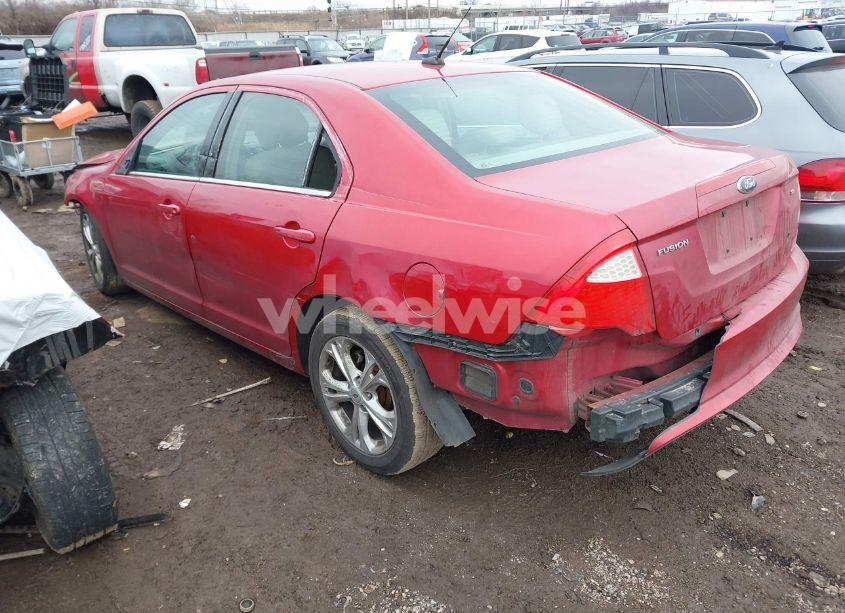 Photo 3 of 2012 Ford Fusion SE (VIN 3FAHP0HA0CR262820)