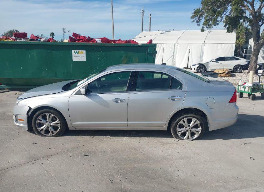 Photo 14 of 2012 Ford Fusion SE (VIN 3FAHP0HA0CR273915)