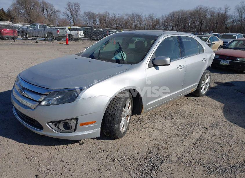 Photo 2 of 2012 Ford Fusion SE (VIN 3FAHP0HA0CR316410)