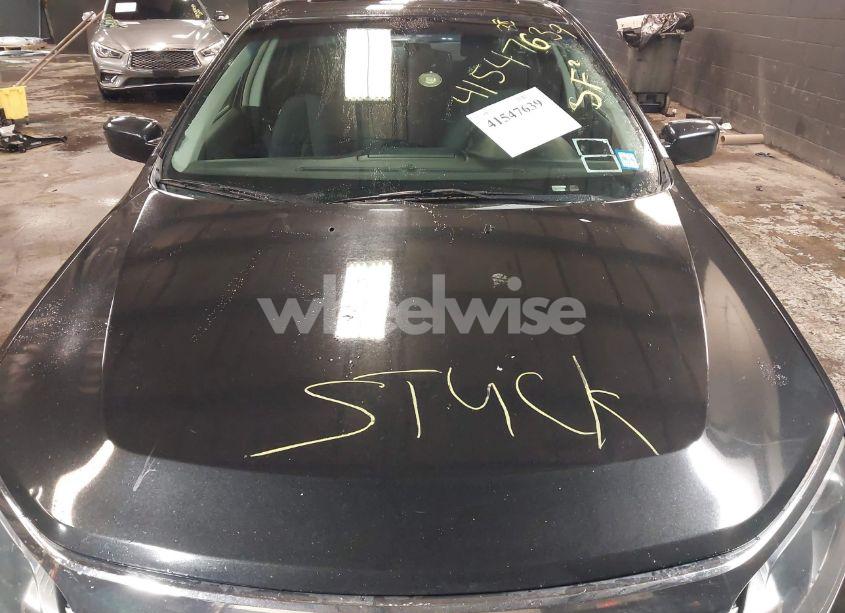 Photo 10 of 2012 Ford Fusion SE (VIN 3FAHP0HA0CR324782)