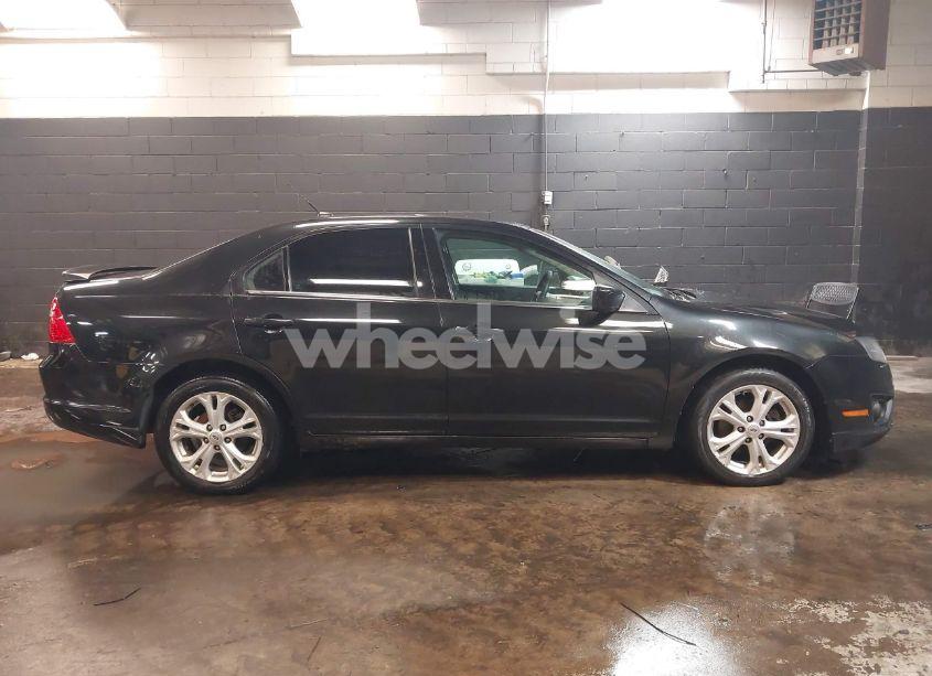 Photo 13 of 2012 Ford Fusion SE (VIN 3FAHP0HA0CR324782)