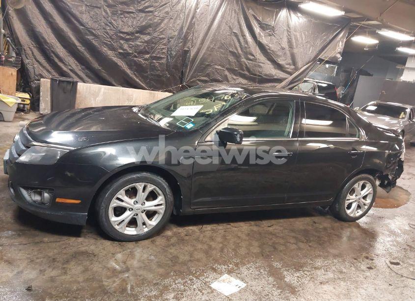 Photo 14 of 2012 Ford Fusion SE (VIN 3FAHP0HA0CR324782)