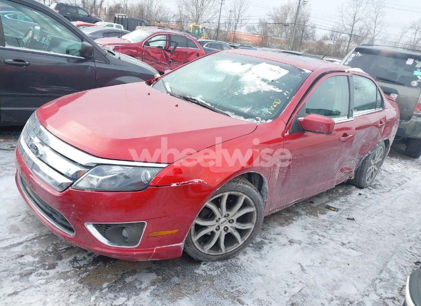 Photo 2 of 2012 Ford Fusion SE (VIN 3FAHP0HA0CR371567)