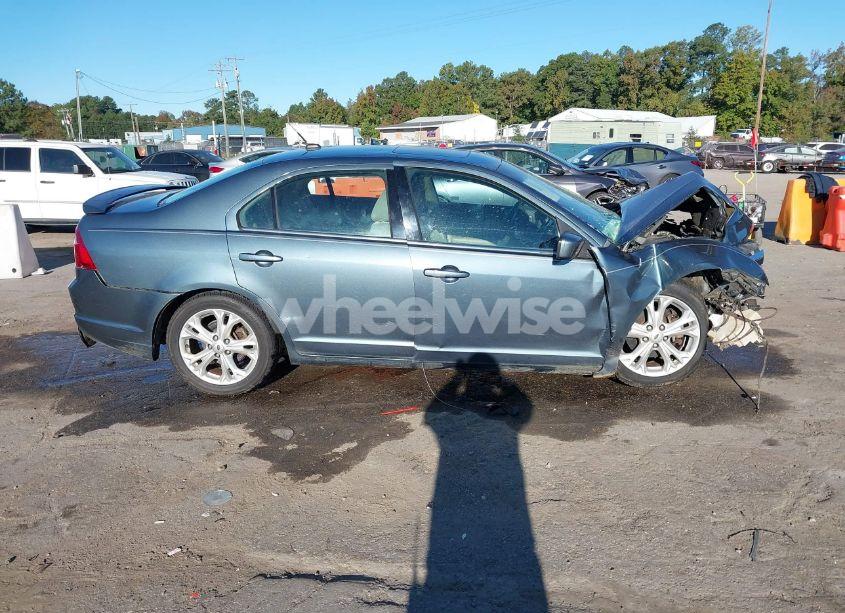 Photo 13 of 2012 Ford Fusion SE (VIN 3FAHP0HA0CR388305)