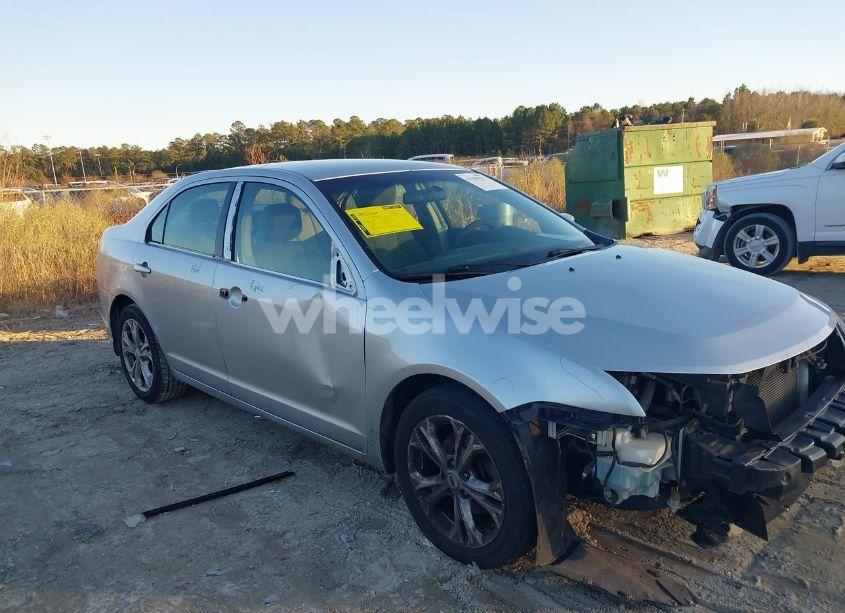 Photo 12 of 2012 Ford Fusion SE (VIN 3FAHP0HA0CR401408)