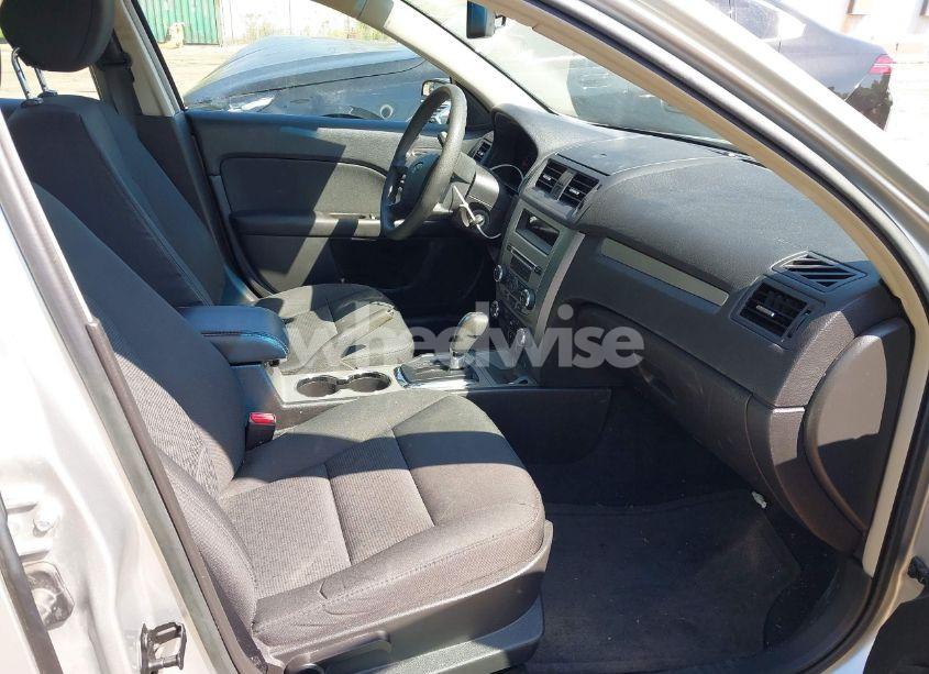 Photo 5 of 2012 Ford Fusion SE (VIN 3FAHP0HA0CR429418)