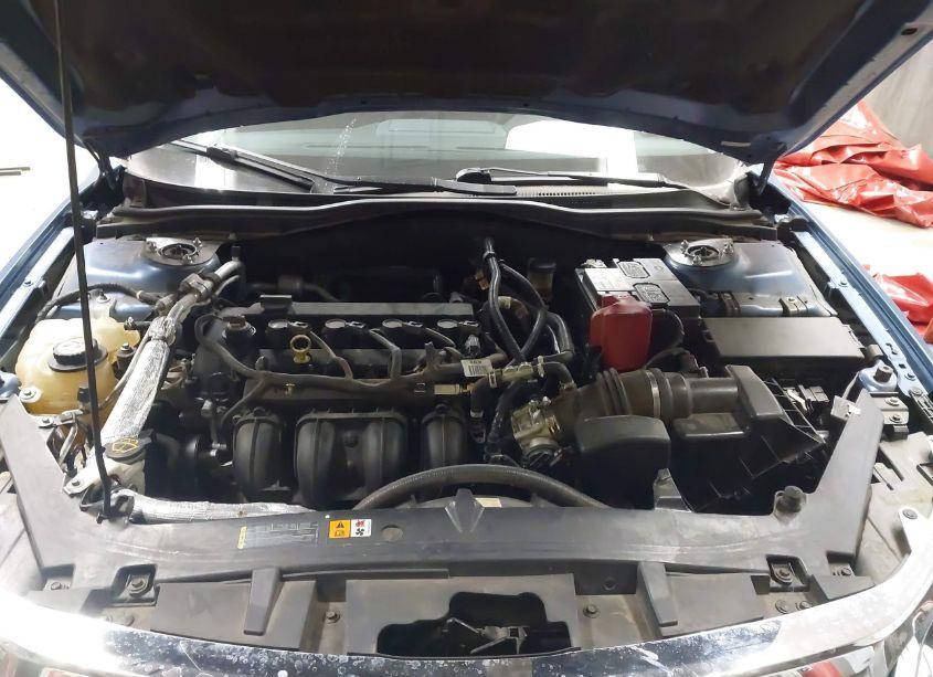 Photo 10 of 2010 Ford Fusion SE (VIN 3FAHP0HA1AR116133)