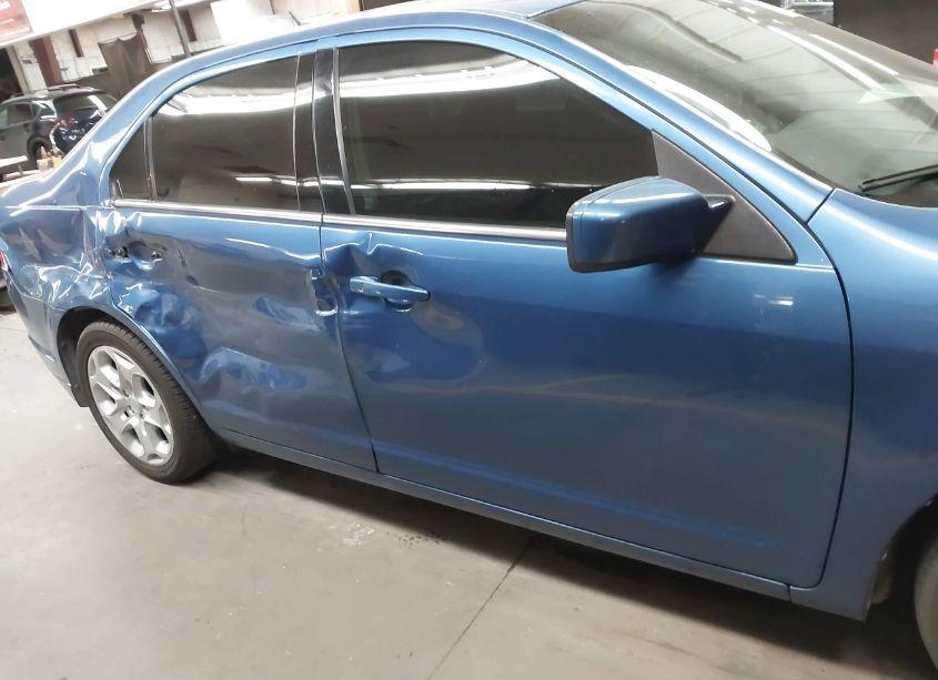 Photo 13 of 2010 Ford Fusion SE (VIN 3FAHP0HA1AR116133)