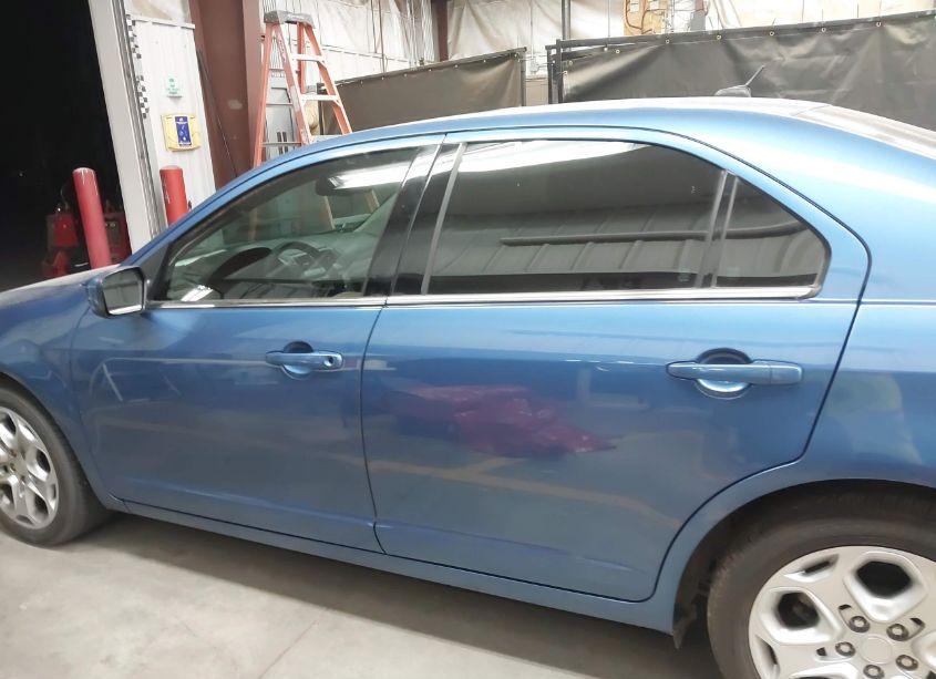 Photo 14 of 2010 Ford Fusion SE (VIN 3FAHP0HA1AR116133)