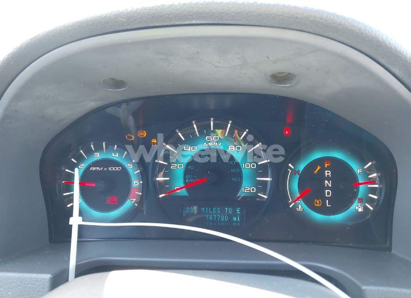 Photo 7 of 2010 Ford Fusion SE (VIN 3FAHP0HA1AR157880)