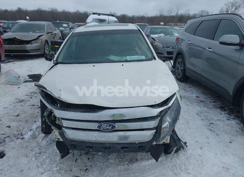 Photo 13 of 2010 Ford Fusion SE (VIN 3FAHP0HA1AR187252)
