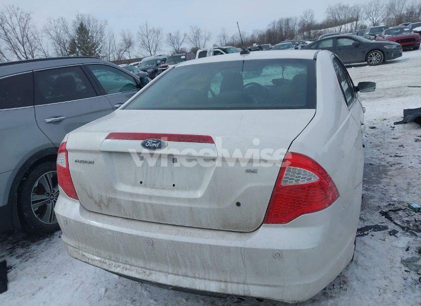 Photo 17 of 2010 Ford Fusion SE (VIN 3FAHP0HA1AR187252)