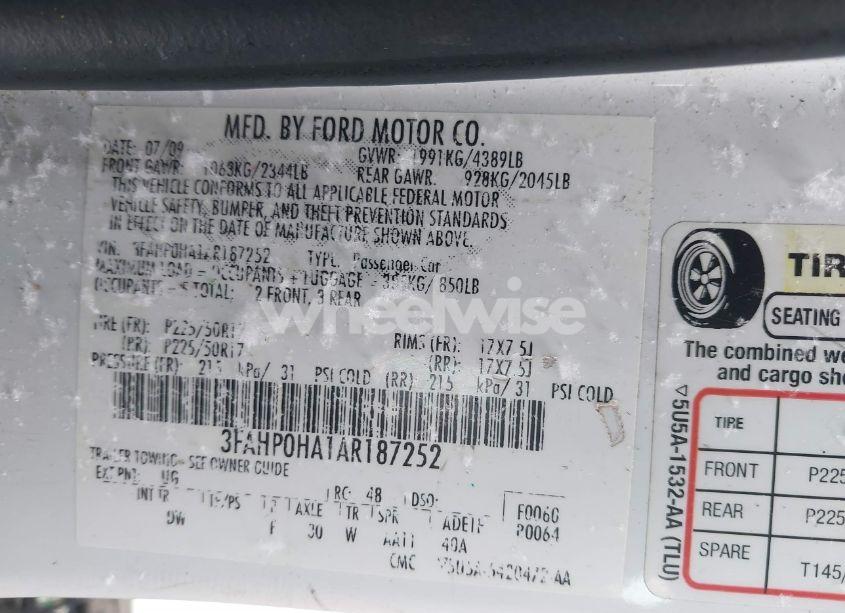 Photo 9 of 2010 Ford Fusion SE (VIN 3FAHP0HA1AR187252)