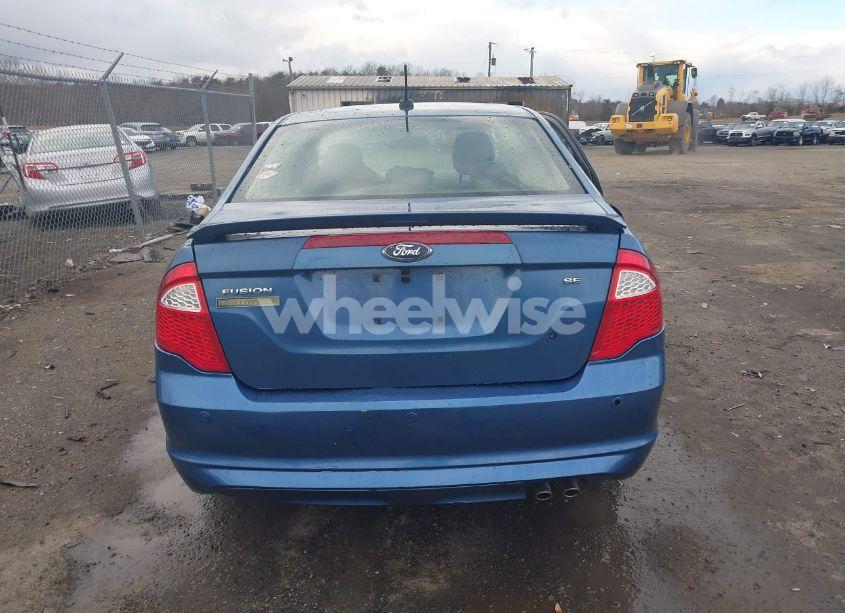 Photo 17 of 2010 Ford Fusion SE (VIN 3FAHP0HA1AR221335)