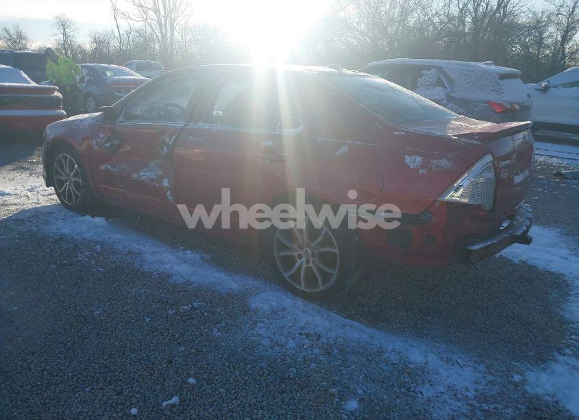 Photo 3 of 2010 Ford Fusion SE (VIN 3FAHP0HA1AR322231)