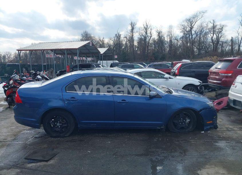 Photo 13 of 2010 Ford Fusion SE (VIN 3FAHP0HA1AR323041)