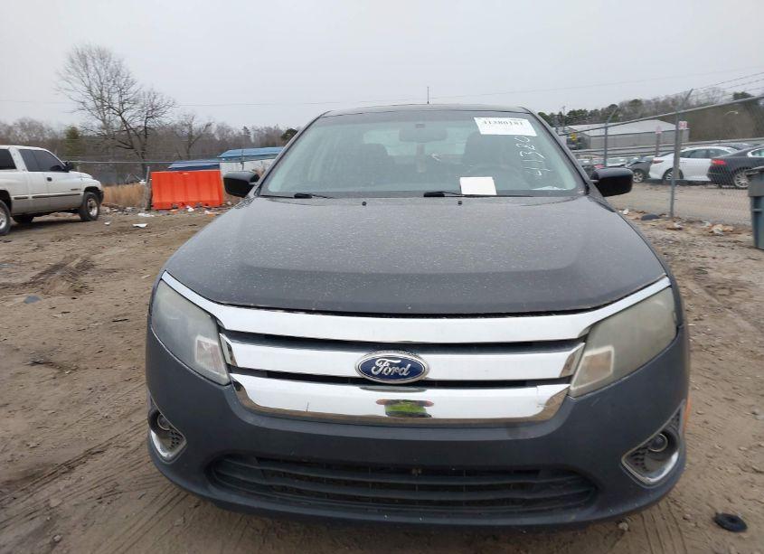 Photo 6 of 2010 Ford Fusion SE (VIN 3FAHP0HA1AR355598)