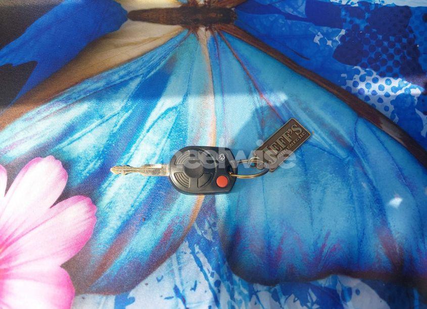 Photo 11 of 2010 Ford Fusion SE (VIN 3FAHP0HA1AR406002)