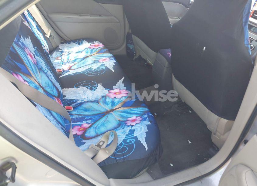 Photo 8 of 2010 Ford Fusion SE (VIN 3FAHP0HA1AR406002)