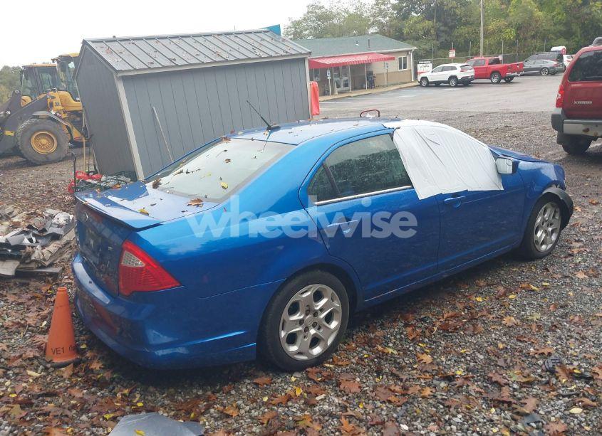 Photo 4 of 2011 Ford Fusion SE (VIN 3FAHP0HA1BR113041)