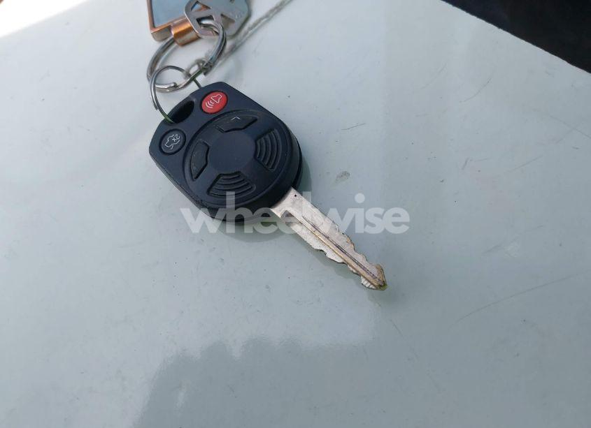 Photo 11 of 2011 Ford Fusion SE (VIN 3FAHP0HA1BR120765)