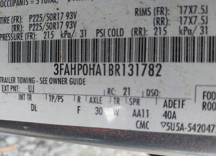 Photo 9 of 2011 Ford Fusion SE (VIN 3FAHP0HA1BR131782)