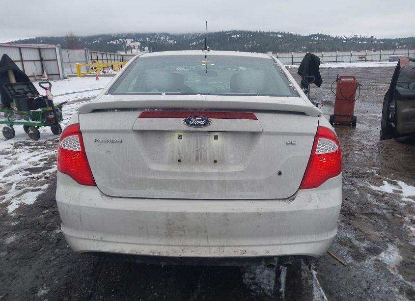 Photo 17 of 2011 Ford Fusion SE (VIN 3FAHP0HA1BR131863)