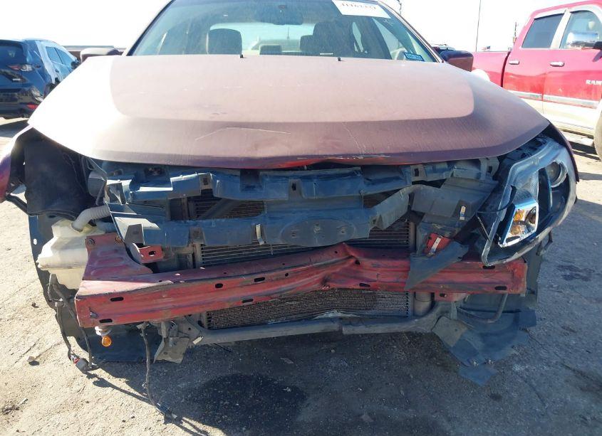 Photo 12 of 2011 Ford Fusion SE (VIN 3FAHP0HA1BR133886)