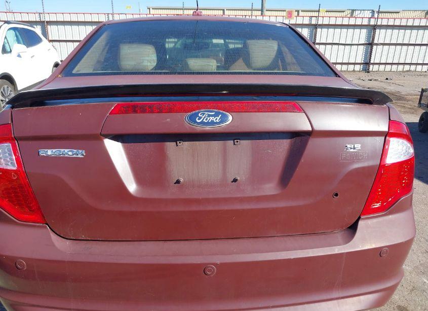 Photo 16 of 2011 Ford Fusion SE (VIN 3FAHP0HA1BR133886)