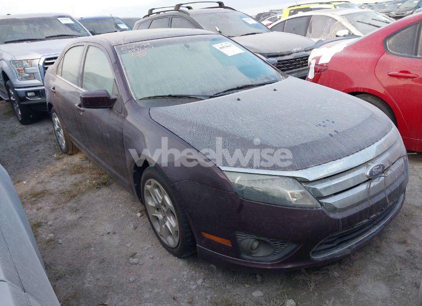 Photo 13 of 2011 Ford Fusion SE (VIN 3FAHP0HA1BR143172)