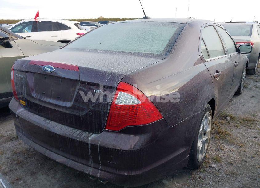 Photo 16 of 2011 Ford Fusion SE (VIN 3FAHP0HA1BR143172)