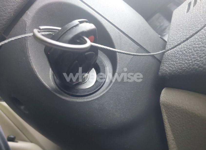 Photo 11 of 2011 Ford Fusion SE (VIN 3FAHP0HA1BR208683)