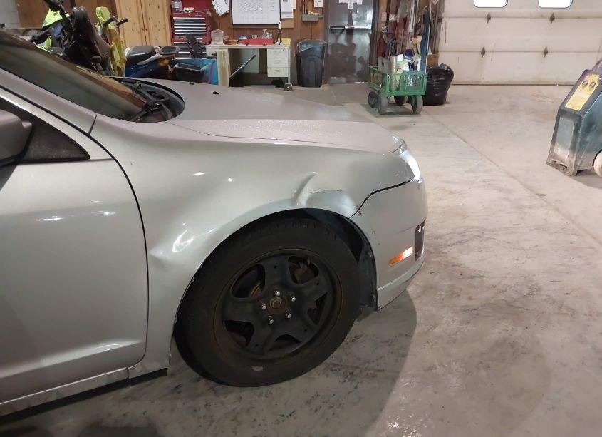 Photo 14 of 2011 Ford Fusion SE (VIN 3FAHP0HA1BR216430)