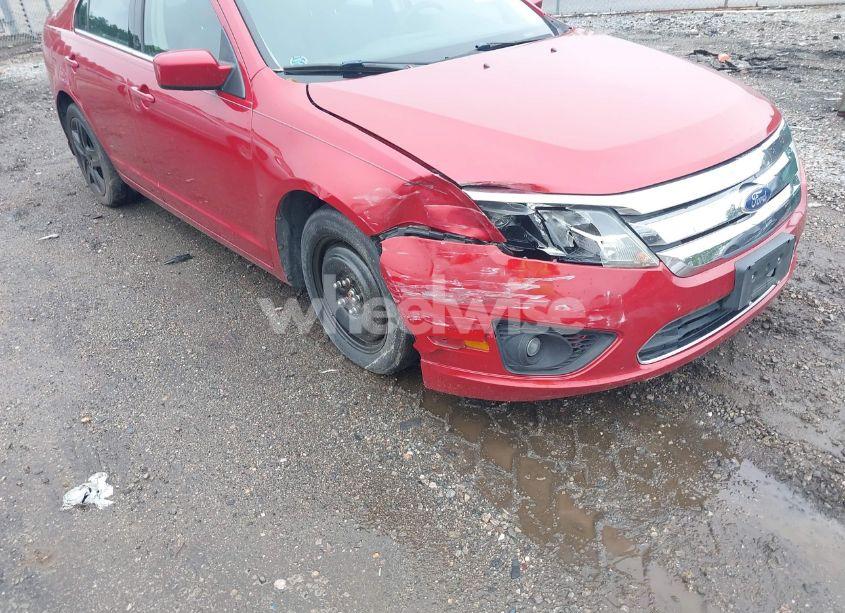 Photo 6 of 2011 Ford Fusion SE (VIN 3FAHP0HA1BR222938)