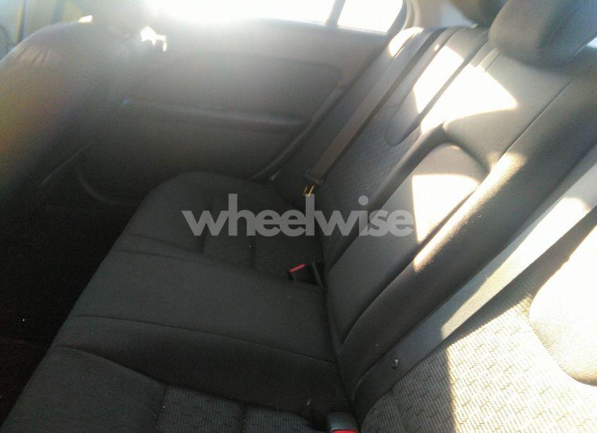 Photo 8 of 2011 Ford Fusion SE (VIN 3FAHP0HA1BR224740)