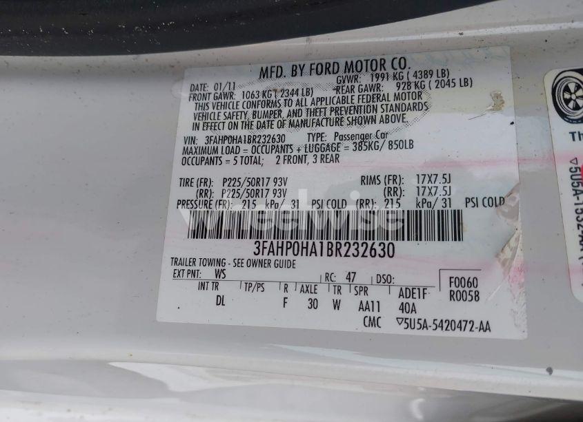 Photo 9 of 2011 Ford Fusion SE (VIN 3FAHP0HA1BR232630)