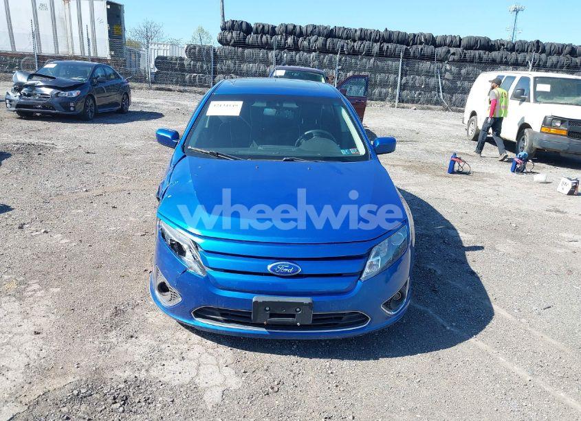 Photo 12 of 2011 Ford Fusion SE (VIN 3FAHP0HA1BR259715)
